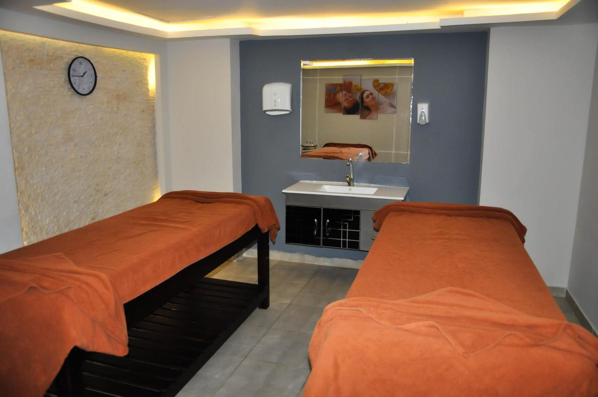 Gravity Hotel & Aqua Park Sahl Hasheesh Families And Couples Only Hurghada Exterior photo