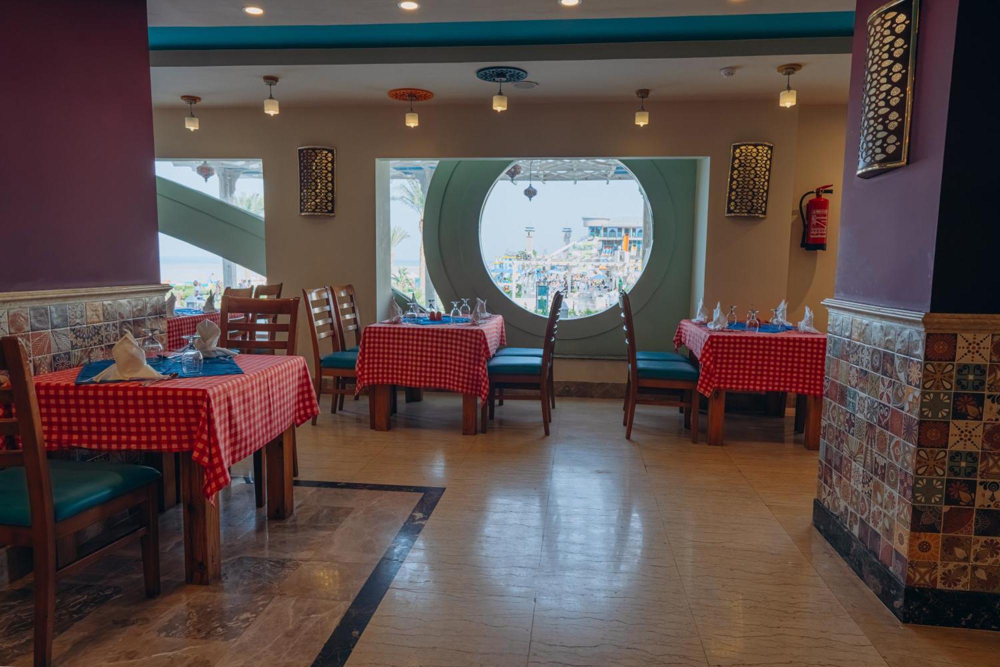 Gravity Hotel & Aqua Park Sahl Hasheesh Families And Couples Only Hurghada Exterior photo
